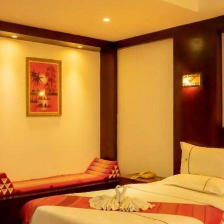 Xishuangbanna Hotel Managed By Xandria Hotel Luang Prabang Bagian luar foto