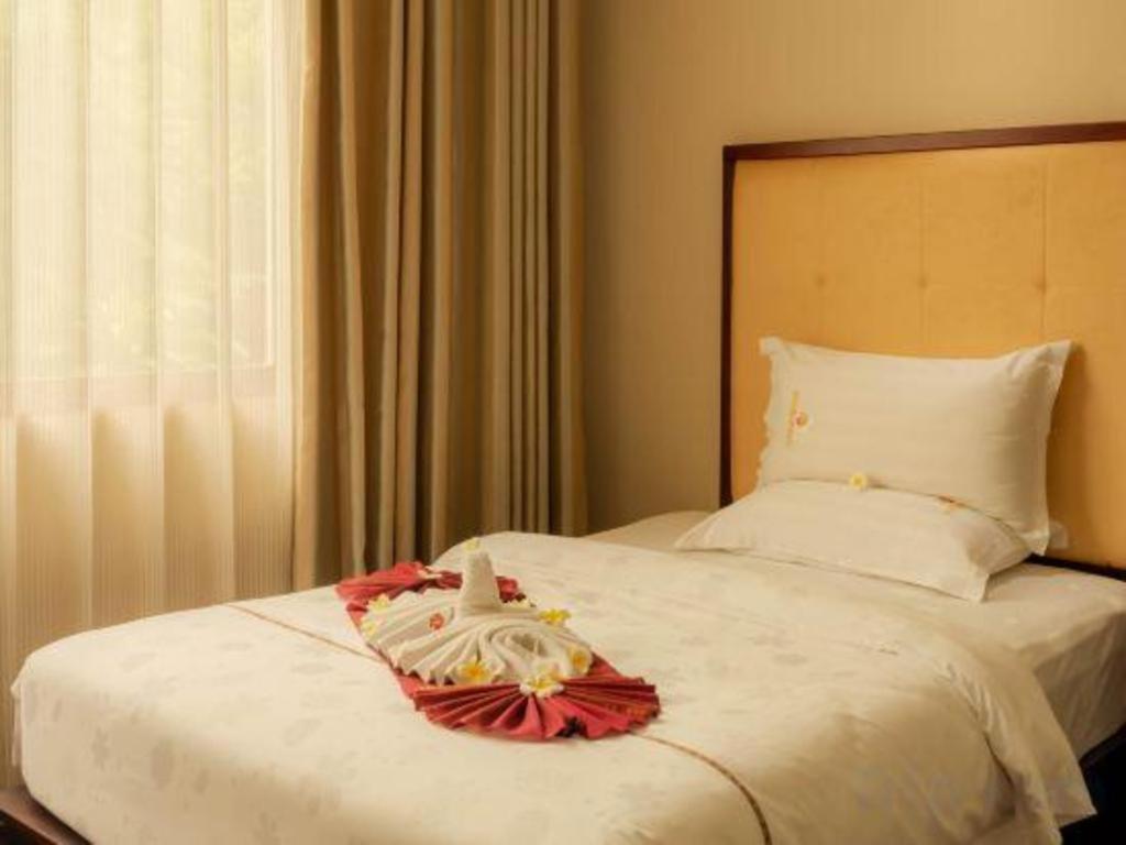 Xishuangbanna Hotel Managed By Xandria Hotel Luang Prabang Bagian luar foto