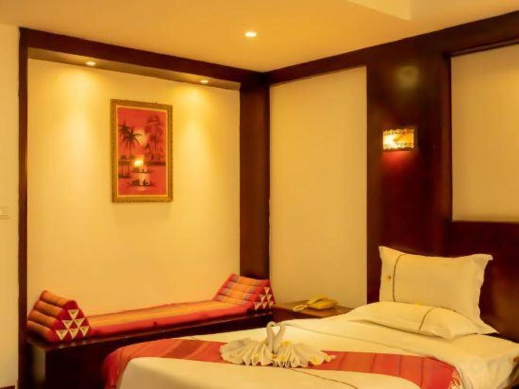 Xishuangbanna Hotel Managed By Xandria Hotel Luang Prabang Bagian luar foto