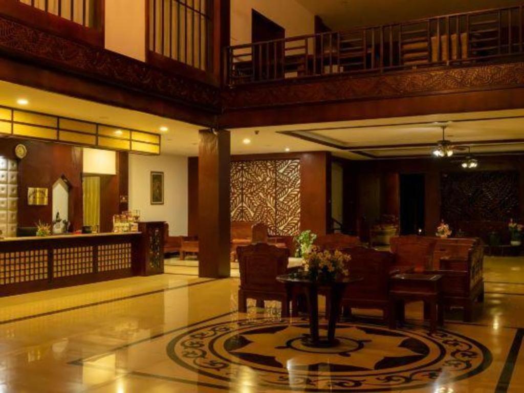 Xishuangbanna Hotel Managed By Xandria Hotel Luang Prabang Bagian luar foto