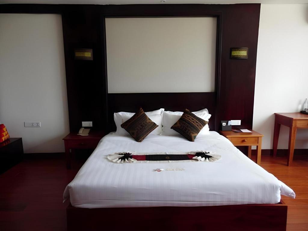 Xishuangbanna Hotel Managed By Xandria Hotel Luang Prabang Bagian luar foto