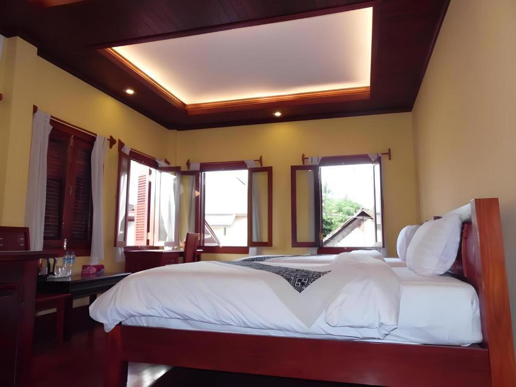 Xishuangbanna Hotel Managed By Xandria Hotel Luang Prabang Bagian luar foto