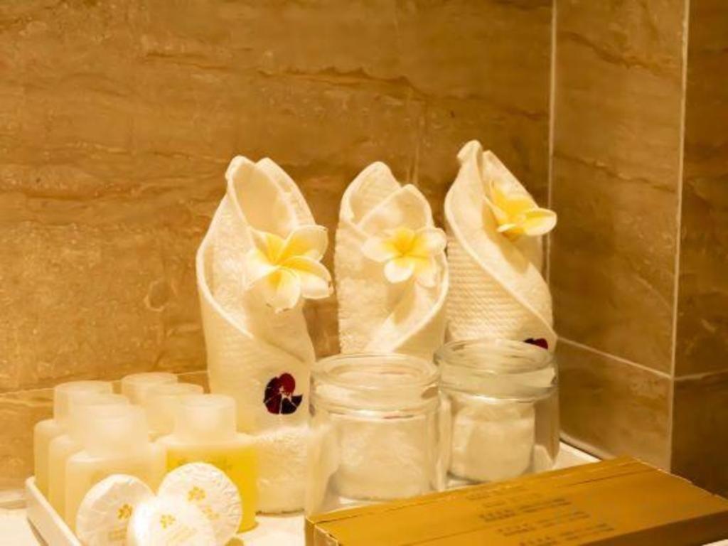 Xishuangbanna Hotel Managed By Xandria Hotel Luang Prabang Bagian luar foto