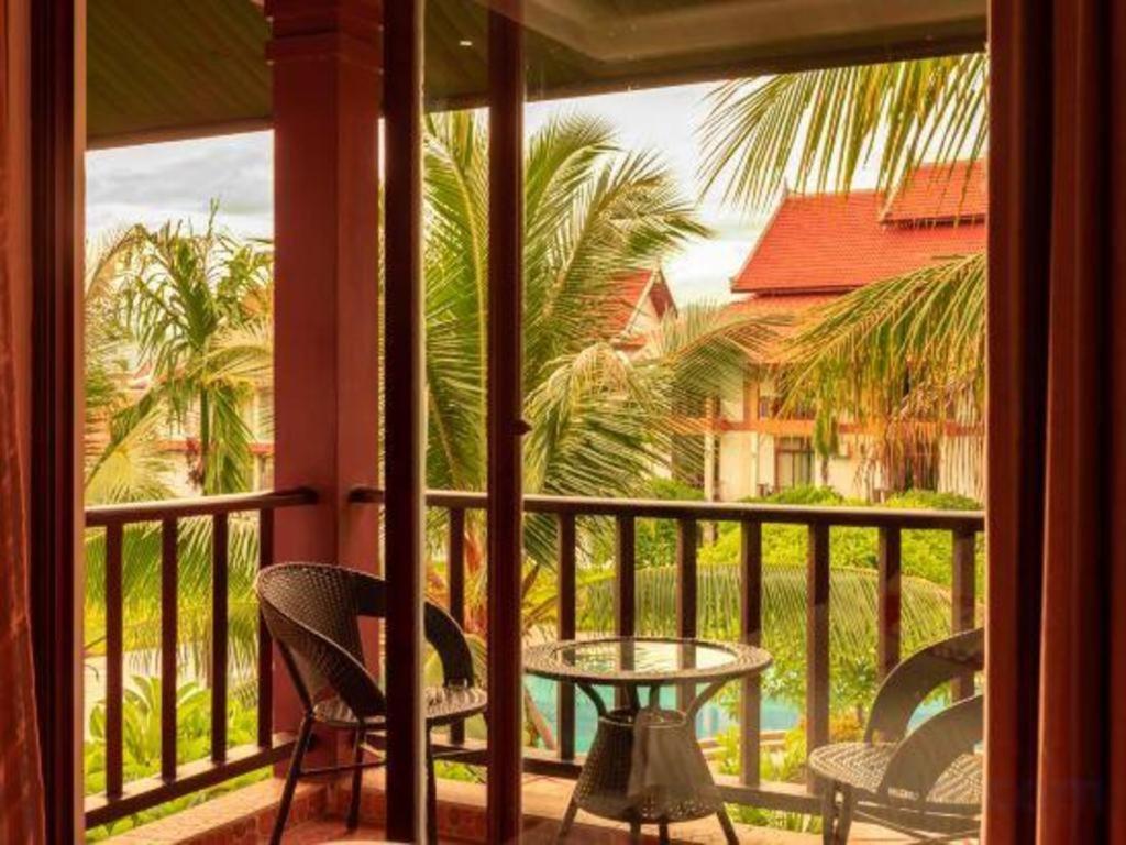 Xishuangbanna Hotel Managed By Xandria Hotel Luang Prabang Bagian luar foto