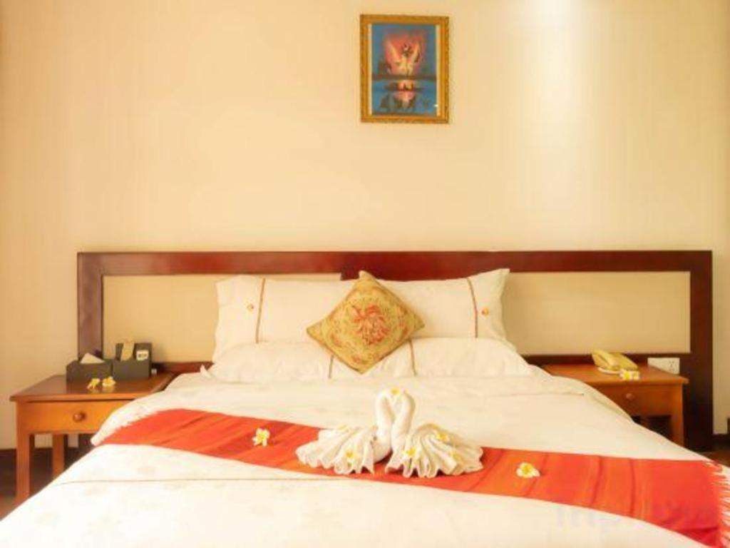 Xishuangbanna Hotel Managed By Xandria Hotel Luang Prabang Bagian luar foto