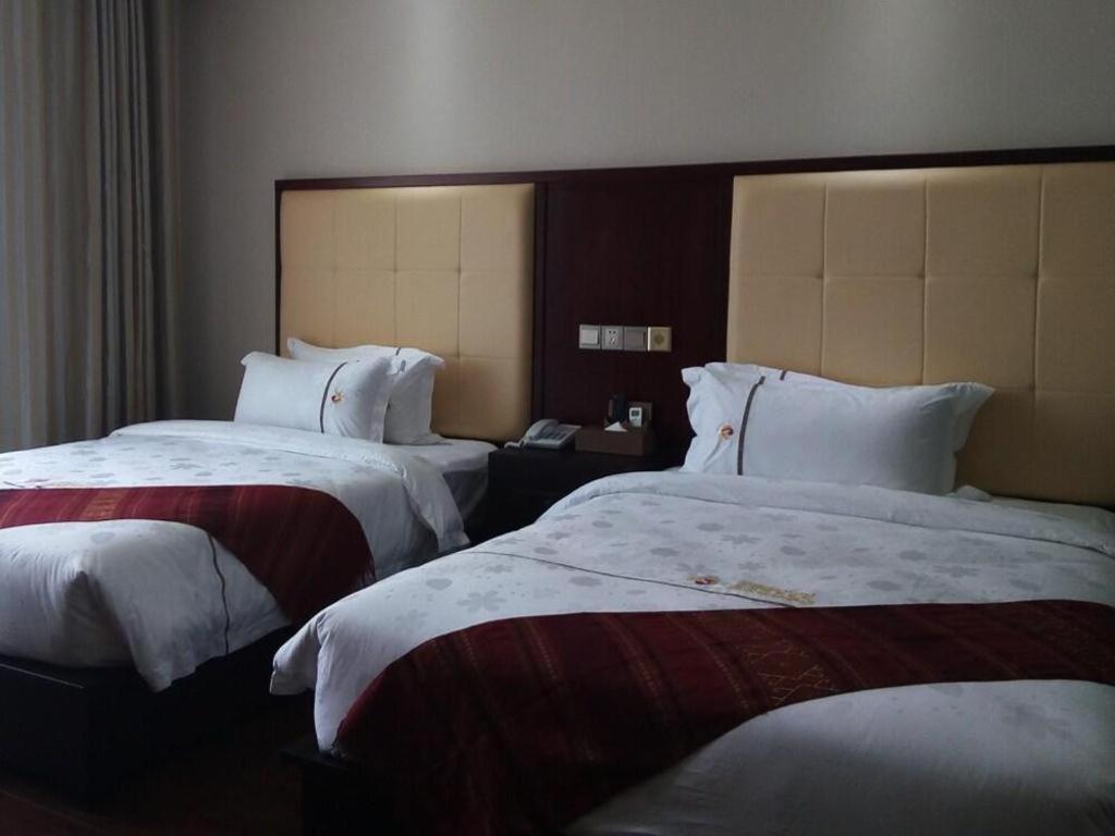 Xishuangbanna Hotel Managed By Xandria Hotel Luang Prabang Bagian luar foto