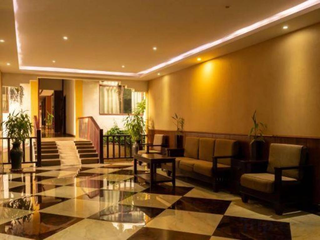 Xishuangbanna Hotel Managed By Xandria Hotel Luang Prabang Bagian luar foto
