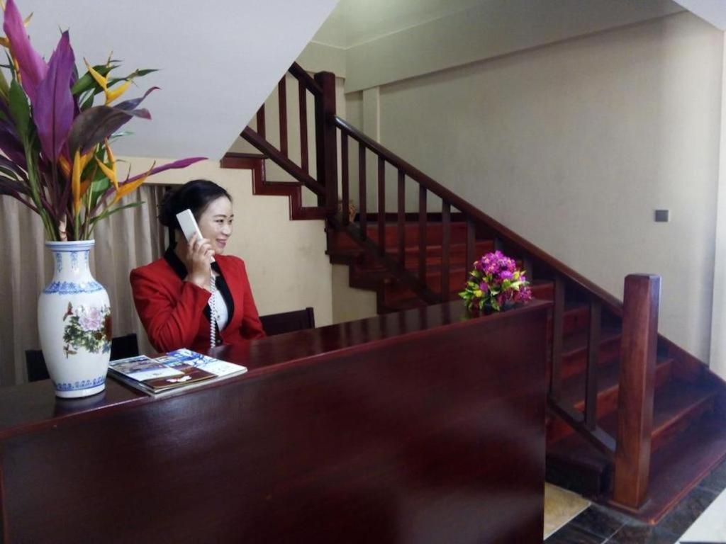 Xishuangbanna Hotel Managed By Xandria Hotel Luang Prabang Bagian luar foto